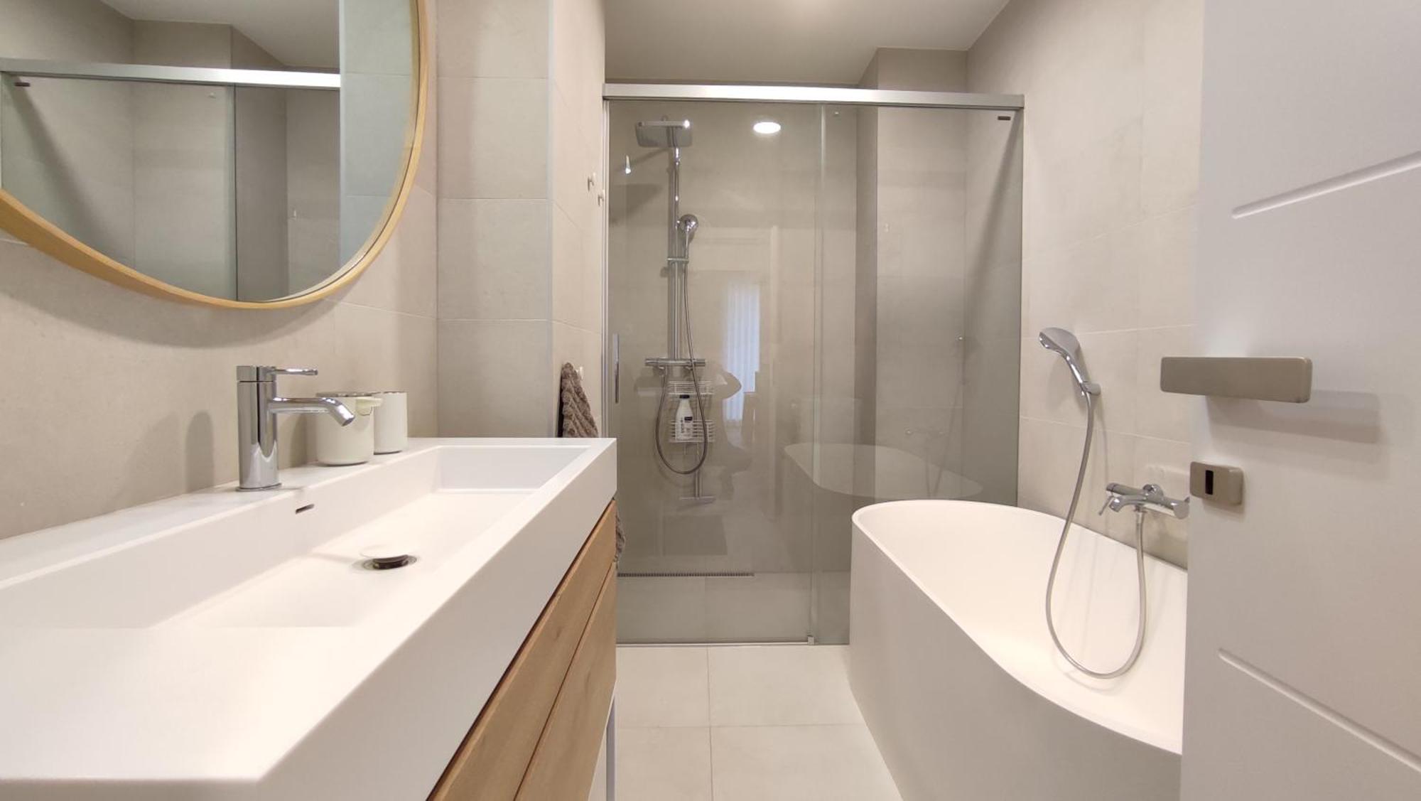 Bratislava Oldtown Apartment 130M2 ,60M2 Terrace And 2 Bathrooms Bagian luar foto