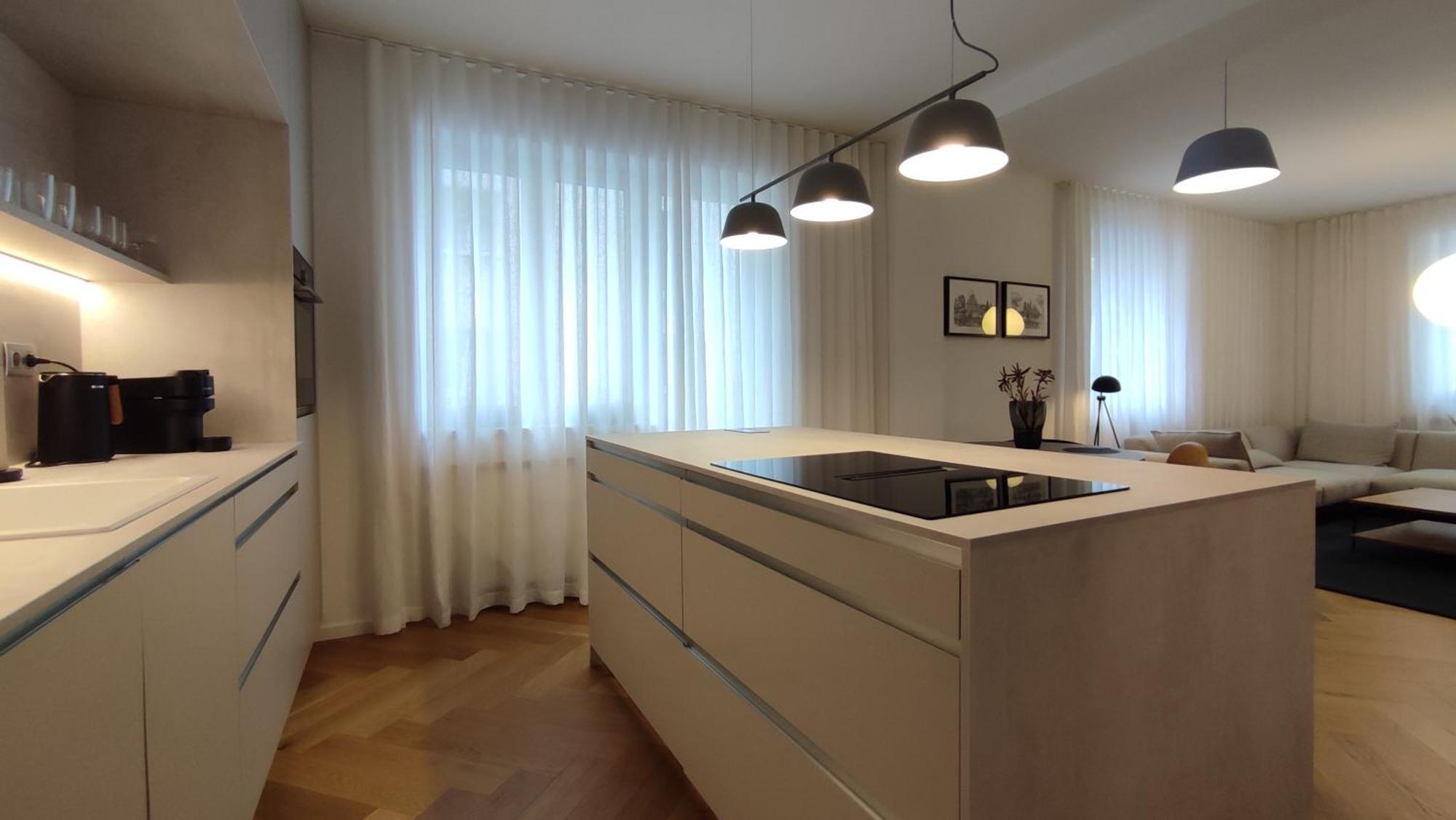 Bratislava Oldtown Apartment 130M2 ,60M2 Terrace And 2 Bathrooms Bagian luar foto