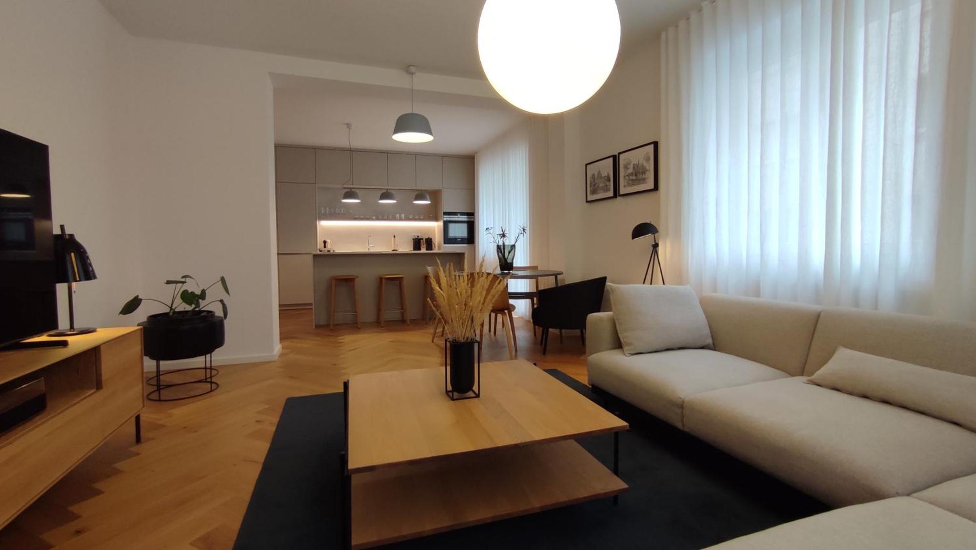 Bratislava Oldtown Apartment 130M2 ,60M2 Terrace And 2 Bathrooms Bagian luar foto